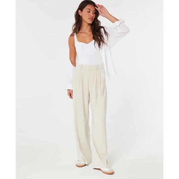Hollister Ultra High-Rise Wide-Leg Pant Khaki - Picture 2 of 7